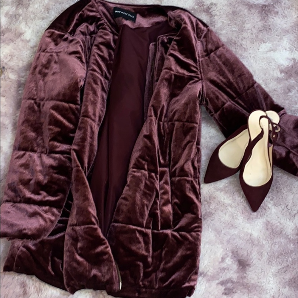 🎉HOST PICK🎉 Who What Wear Velvet Puff Jacket